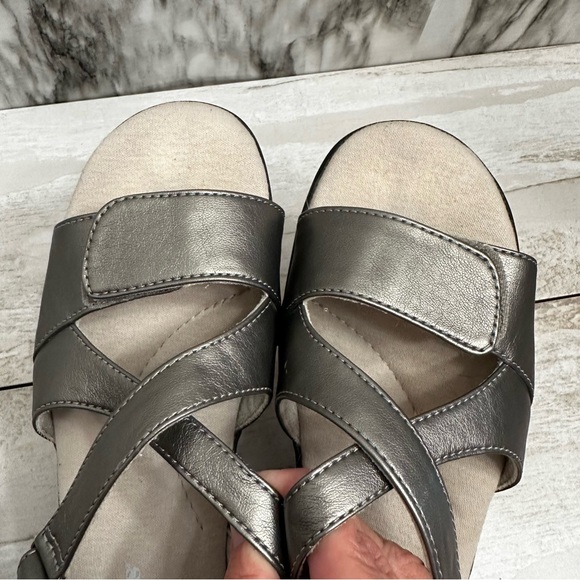 Grasshopper Ortholite Leah II Silver Gray Strap Sandal Women Sz  8.5 Orthopedic - Picture 15 of 15
